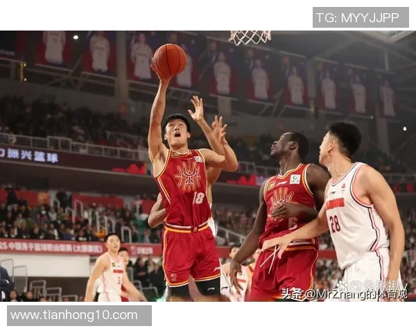 CBA精彩对决广东大益迎战上海队争夺季后赛席位